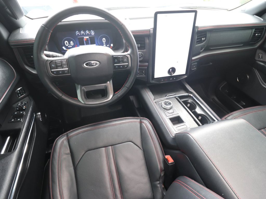Used 2024 Ford Expedition Limited RWD image 12