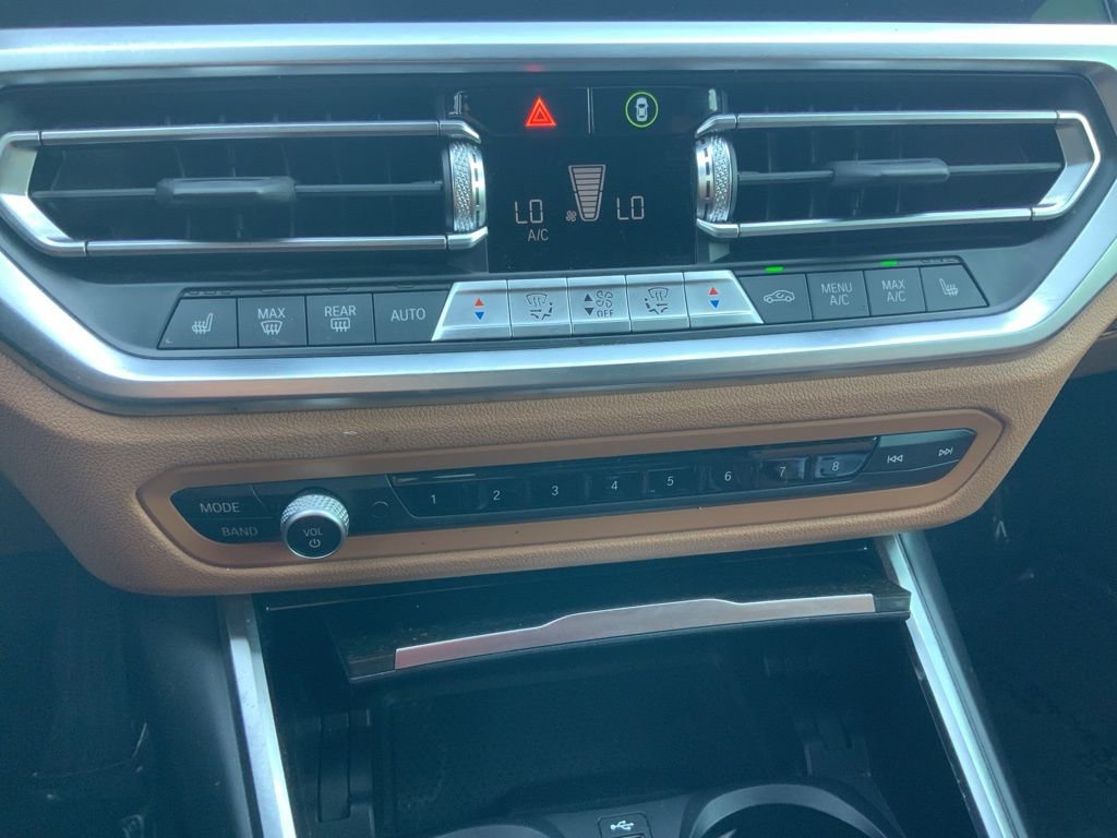 Used 2022 BMW 330i Sedan w/ Convenience Package image 20