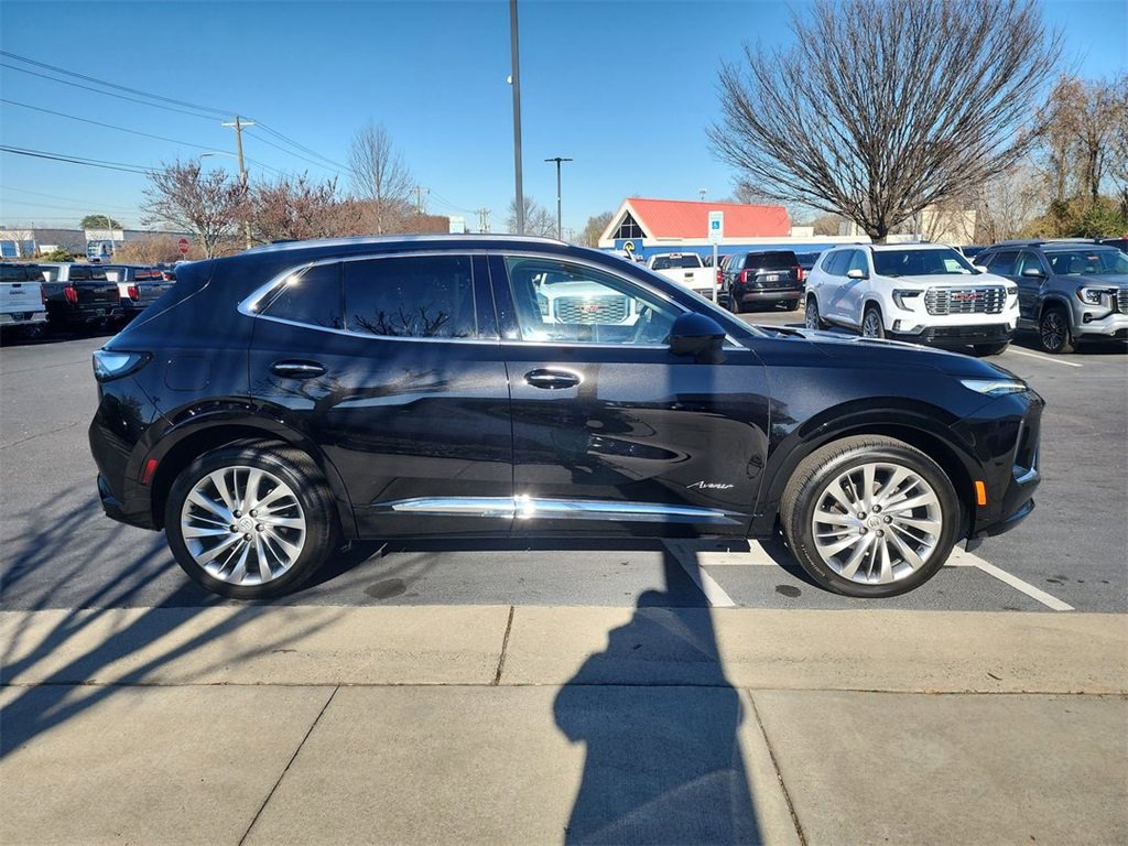 Certified 2025 Buick Envision Avenir image 9