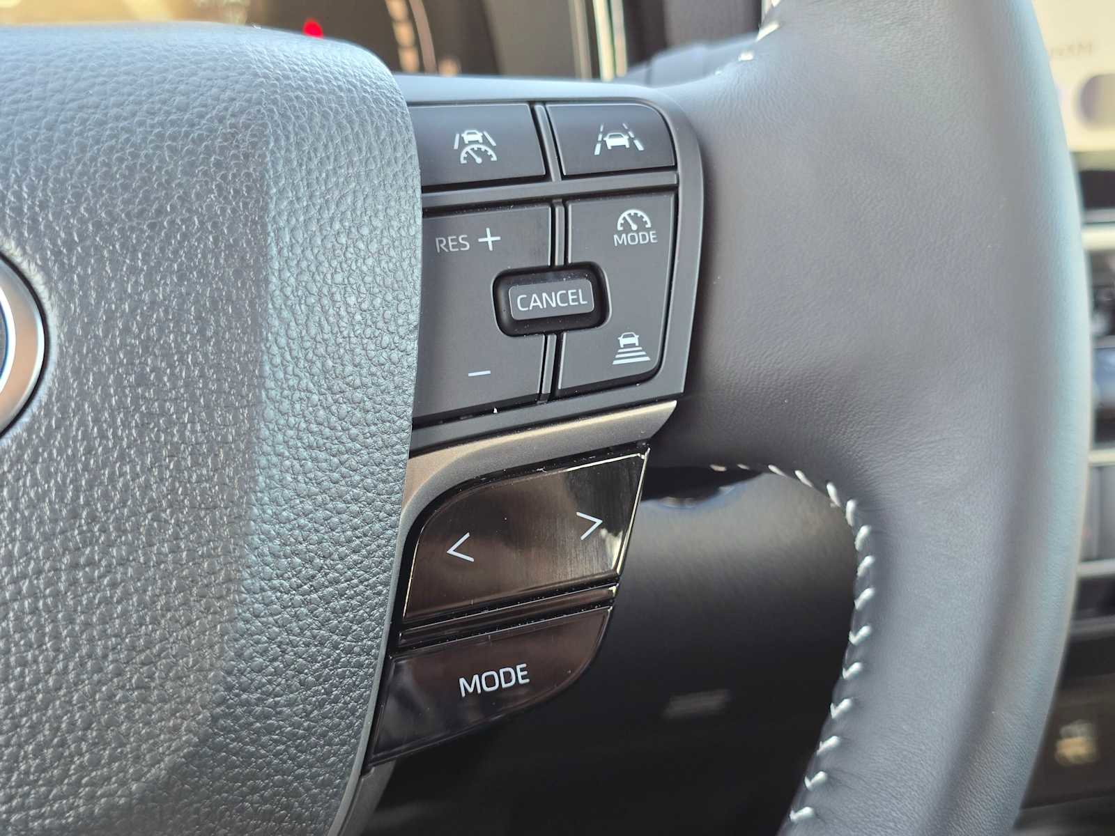 Certified 2025 Toyota Camry SE image 36