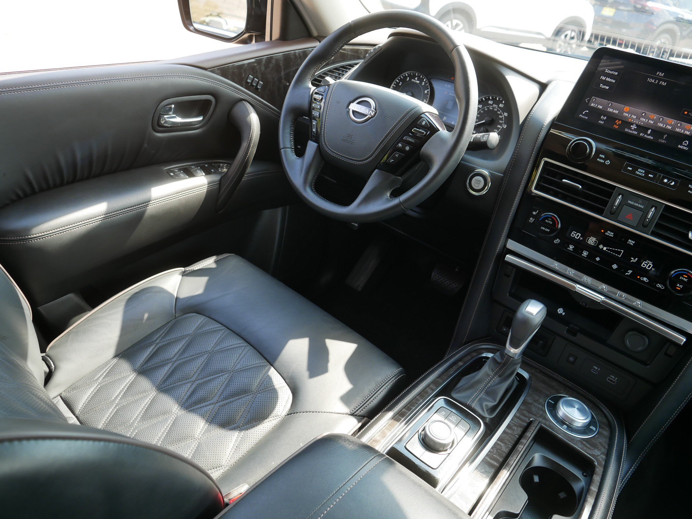 Certified 2024 Nissan Armada Platinum AWD/4WD image 9