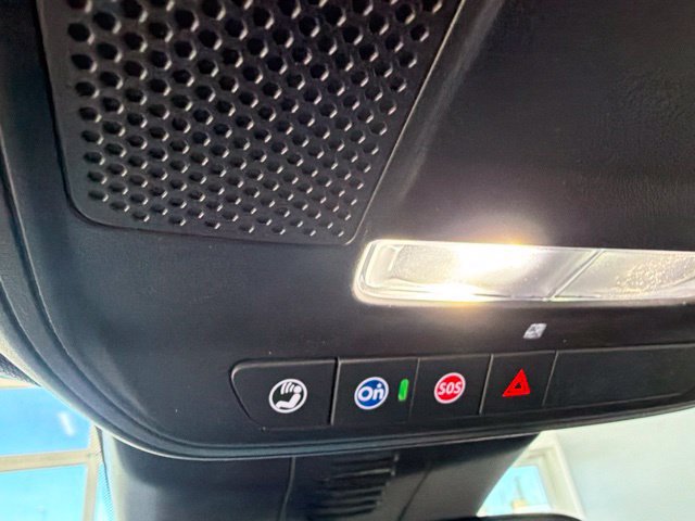 Used 2025 GMC Acadia AT4 w/ LPO, Floor Liner Package AWD/4WD image 13