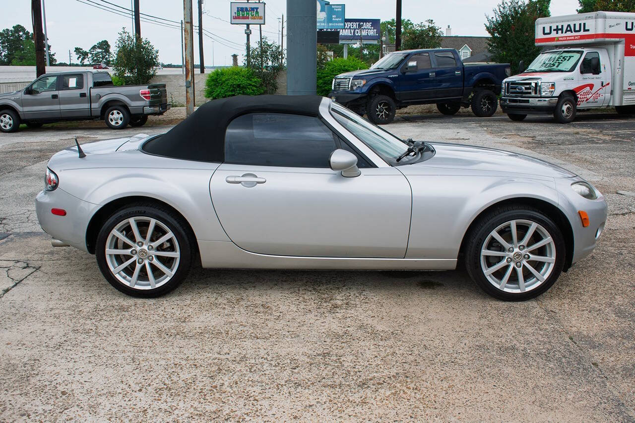 Used 2008 MAZDA MX-5 Miata Touring RWD image 14