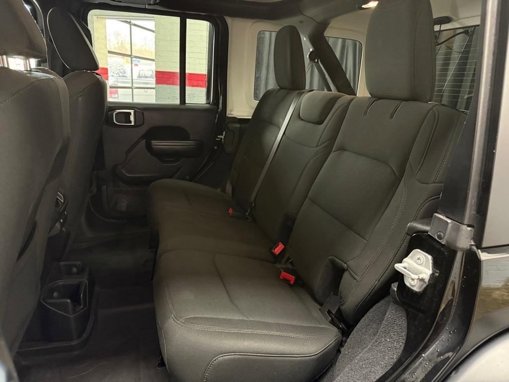 Used 2018 Jeep Wrangler Unlimited Sport S image 14