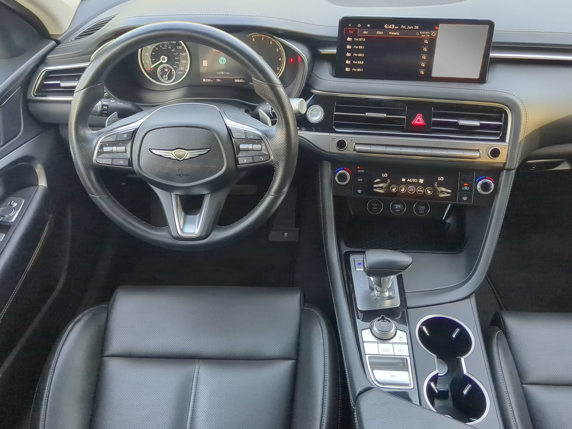 Used 2025 Genesis G70 2.5T AWD/4WD image 50