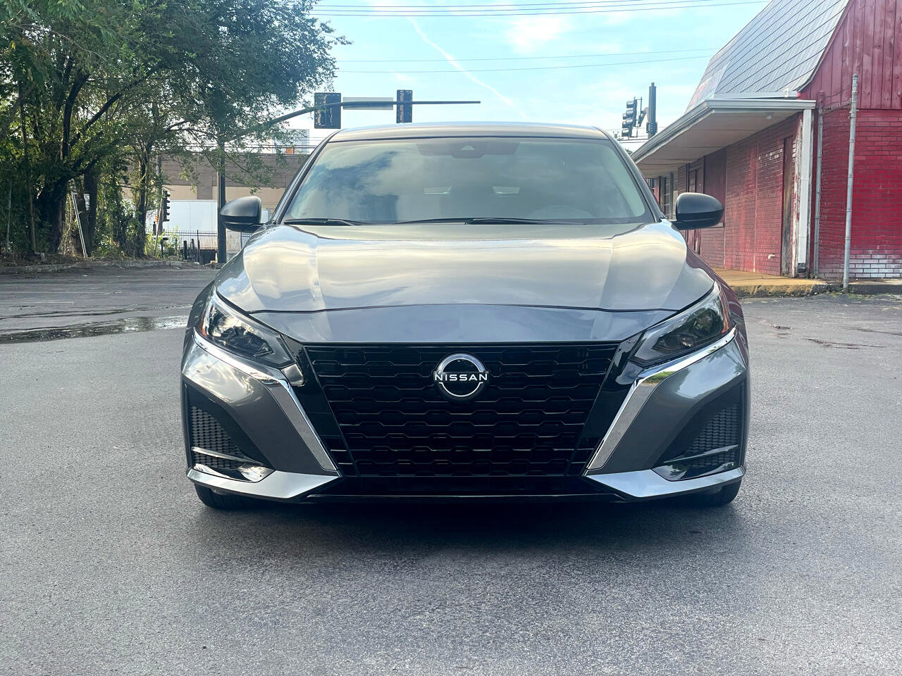 Used 2024 Nissan Altima 2.5 S image 3