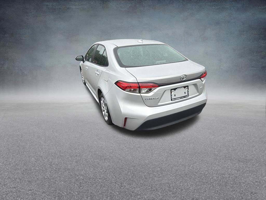 Used 2024 Toyota Corolla LE FWD image 3