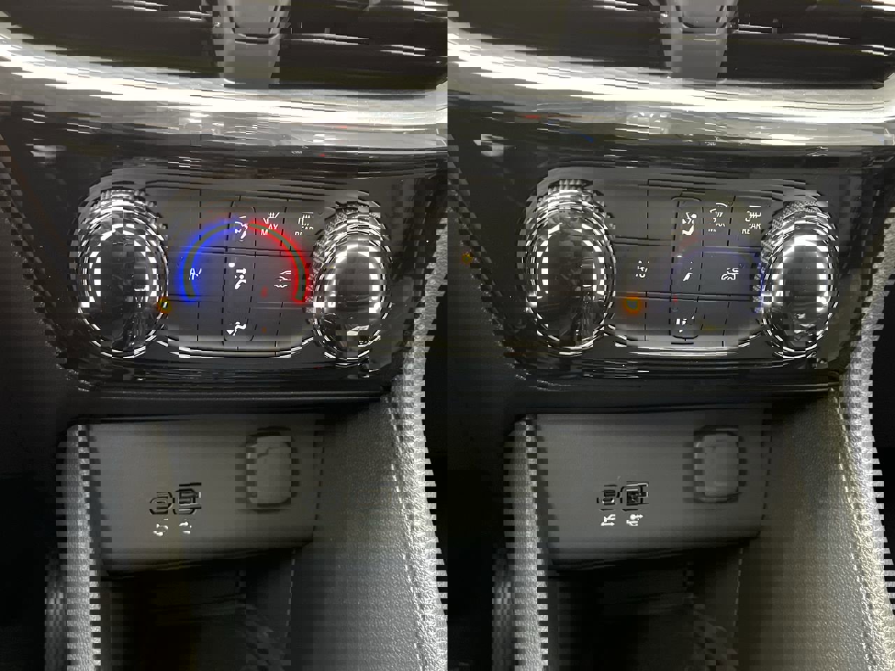 New 2025 Buick Encore GX Sport Touring w/ Advanced Technology Package image 19