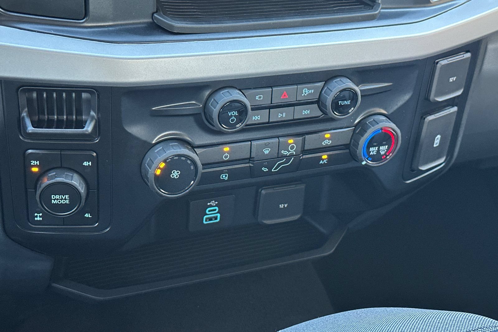 New 2026 Ford F250 XL w/ STX Appearance Package image 19