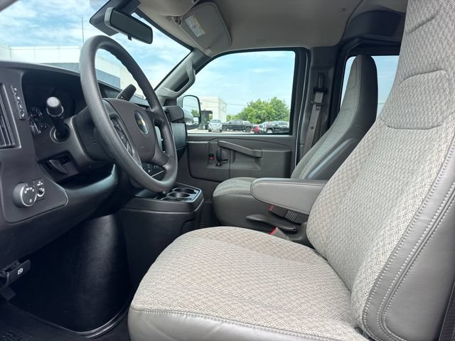 Used 2025 Chevrolet Express 3500 LT w/ LT Preferred Equipment Group RWD image 14