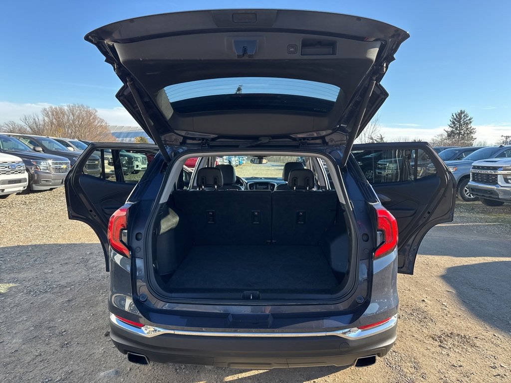 Used 2019 GMC Terrain SLT w/ Preferred Package image 27