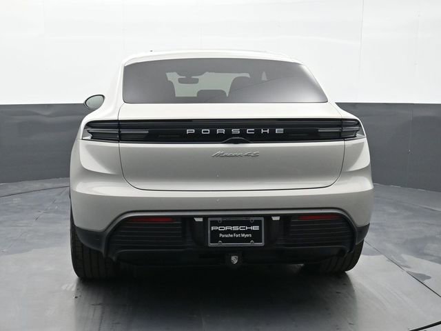 New 2026 Porsche Macan 4S Electric image 23