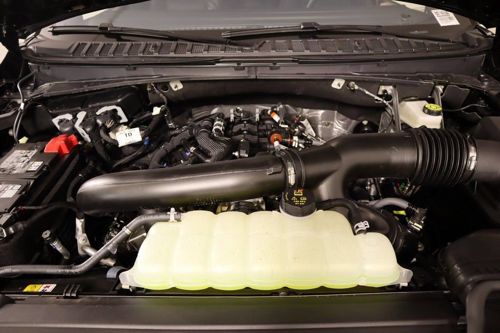 New 2025 Lincoln Navigator Reserve w/ Jet Appearance Package image 21