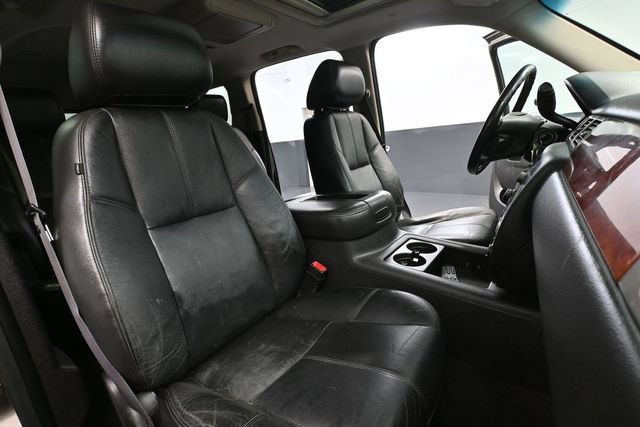 Used 2012 GMC Yukon XL SLT w/ SLT-2 Equipment Package AWD/4WD image 50