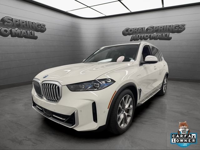 Used 2025 BMW X5 xDrive50e AWD/4WD image 1