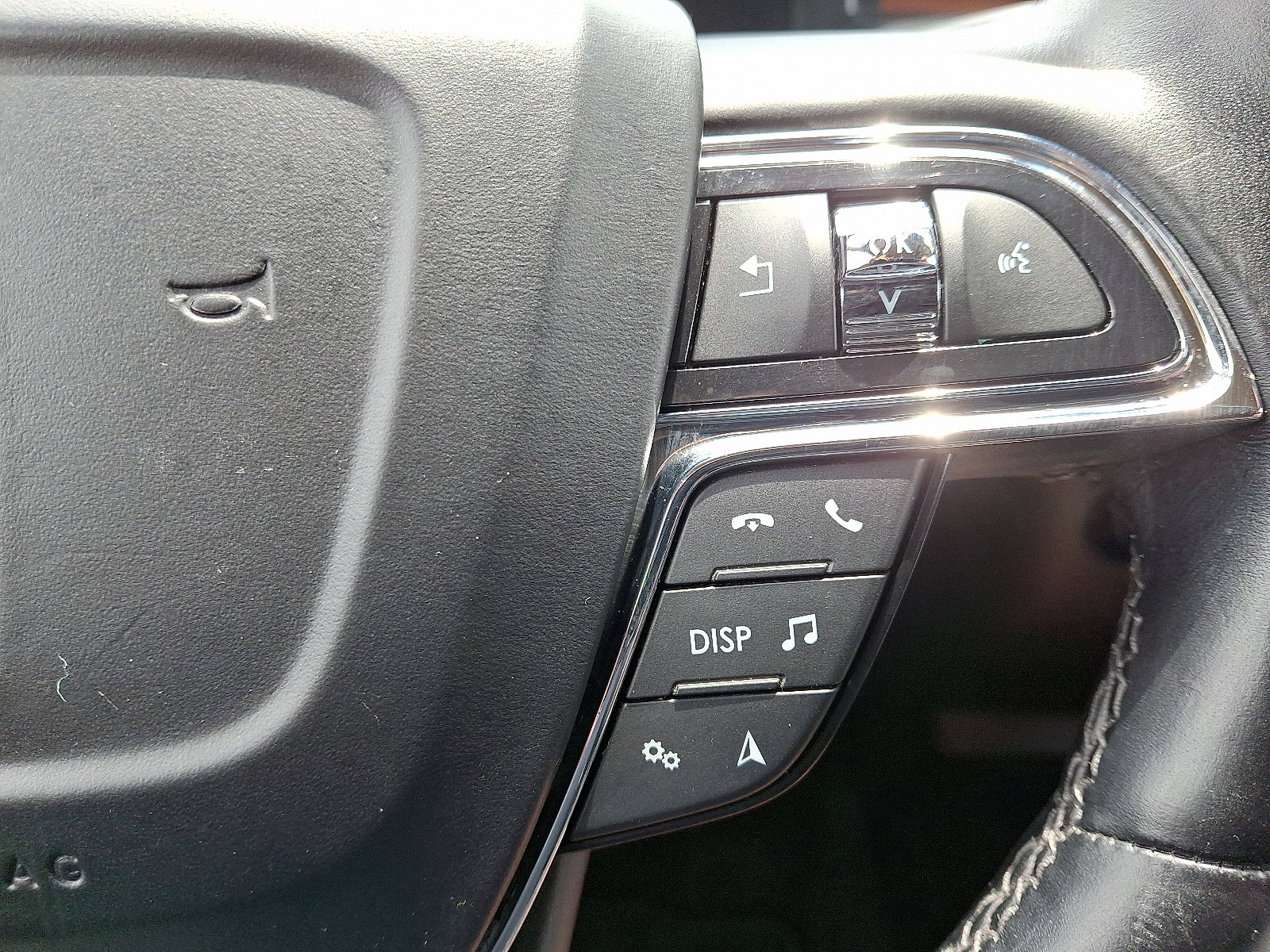 Used 2021 Lincoln Nautilus Reserve w/ Cargo Utility Package image 23