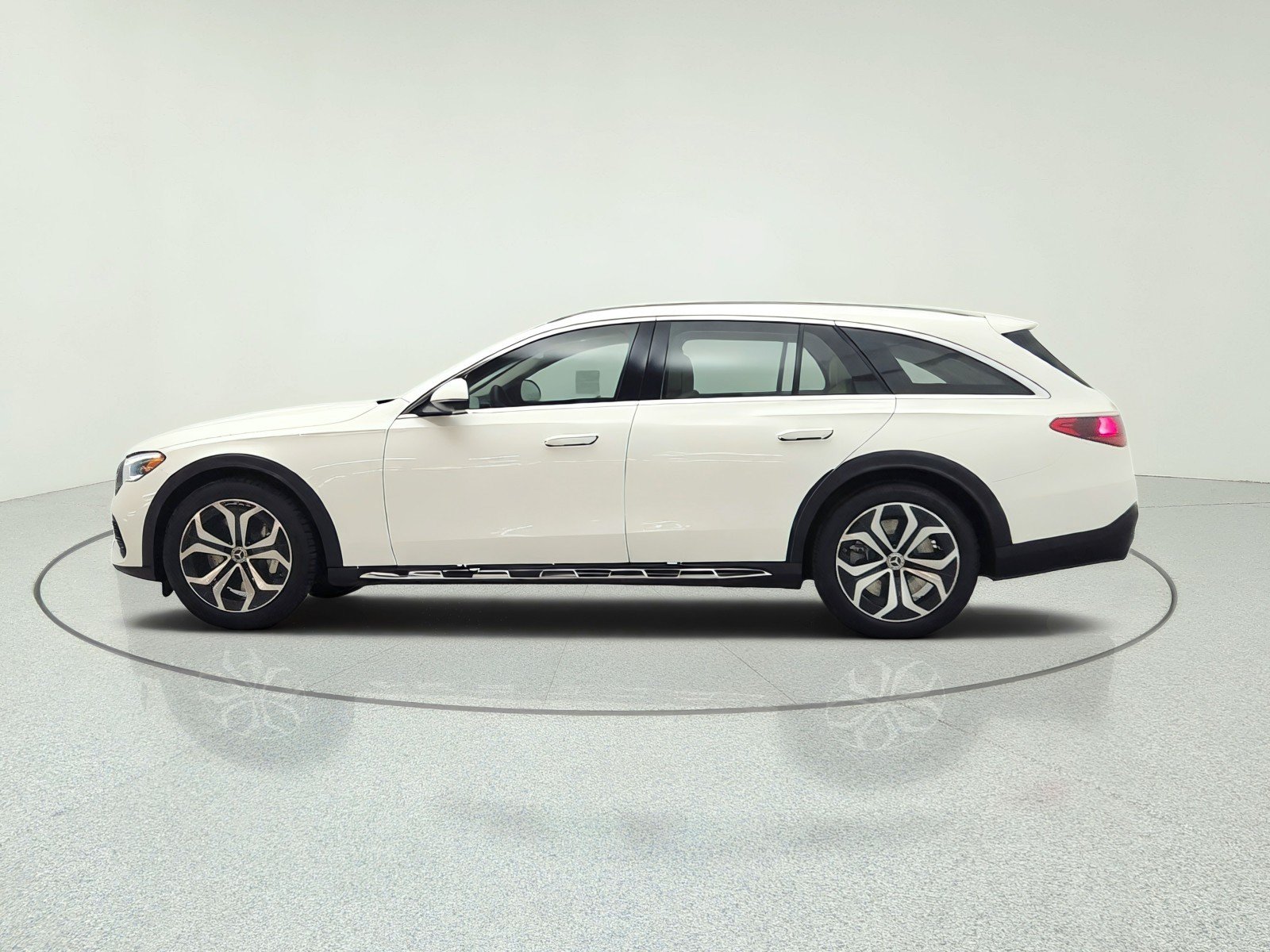 New 2027 Mercedes-Benz E 450 4MATIC All-Terrain Wagon image 8
