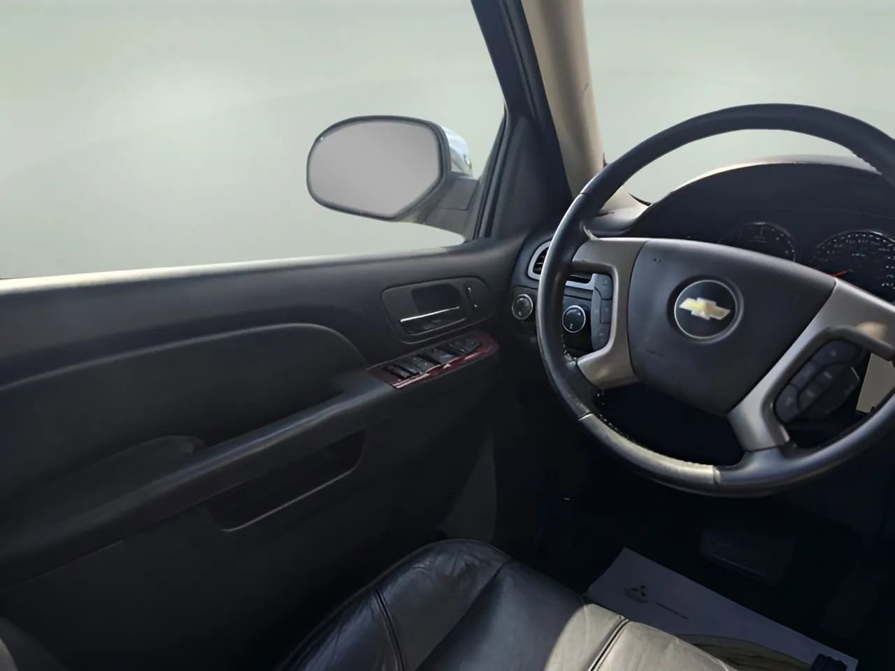 Used 2013 Chevrolet Avalanche LT w/ All-Star Edition image 16