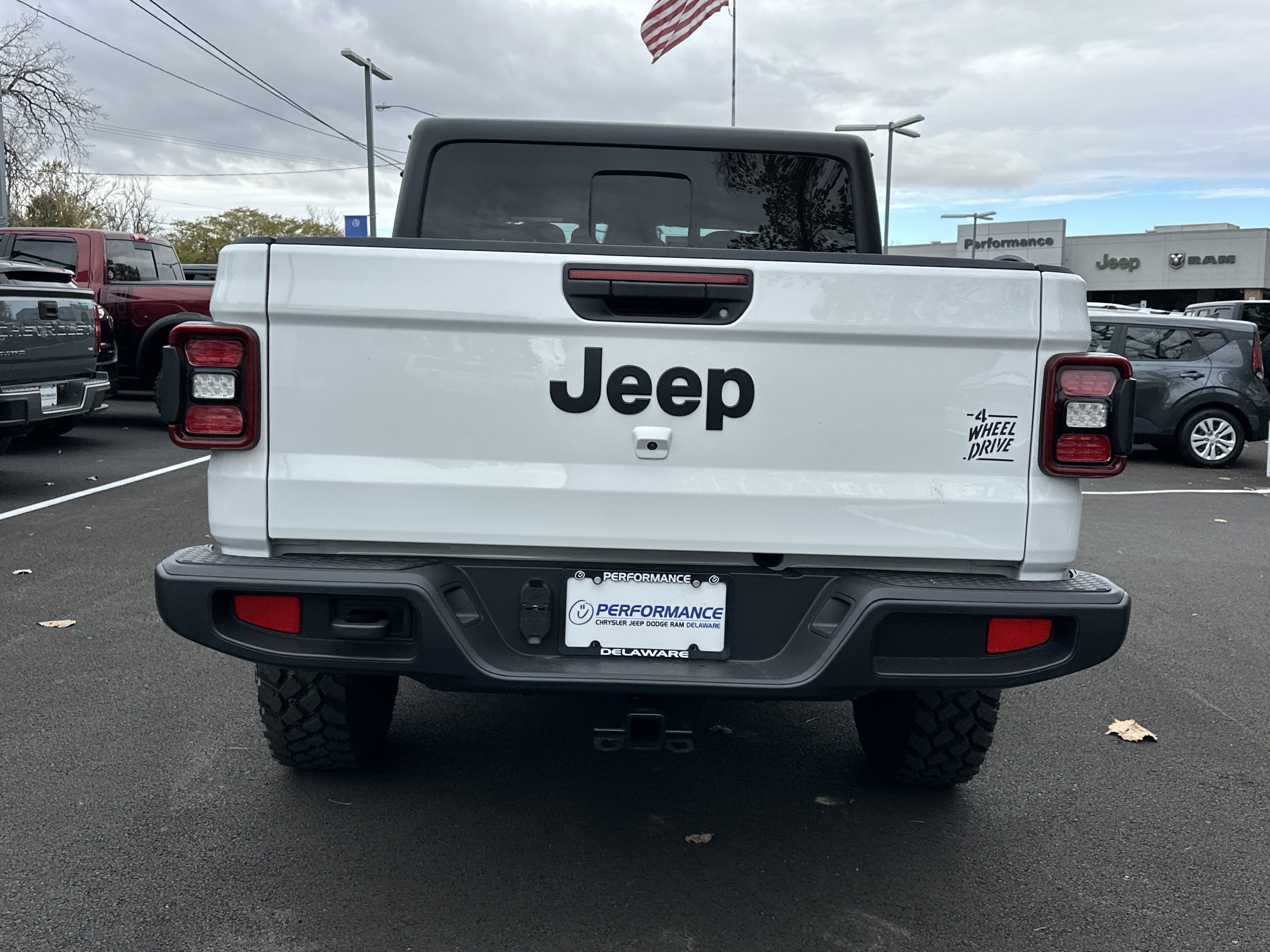 New 2026 Jeep Gladiator Willys image 14