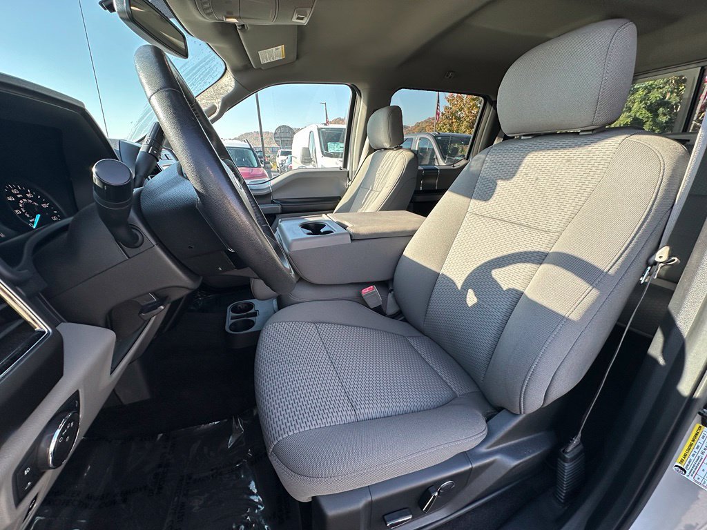Used 2018 Ford F150 XLT w/ Equipment Group 302A Luxury AWD/4WD image 18
