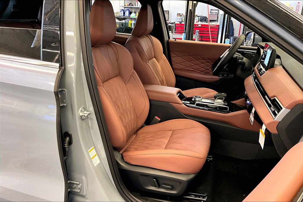 New 2026 Mitsubishi Outlander SEL image 11