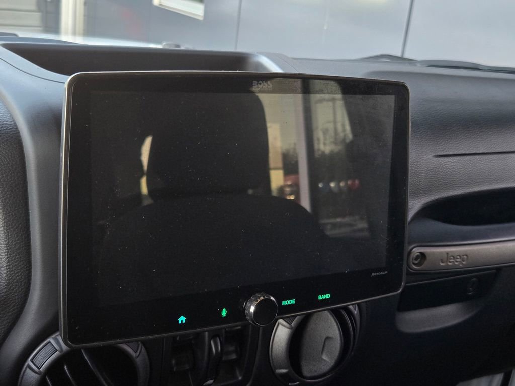 Used 2018 Jeep Wrangler Unlimited Sport S image 20