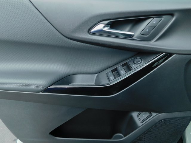 Used 2025 Chevrolet Equinox LT w/ Convenience Package II image 23