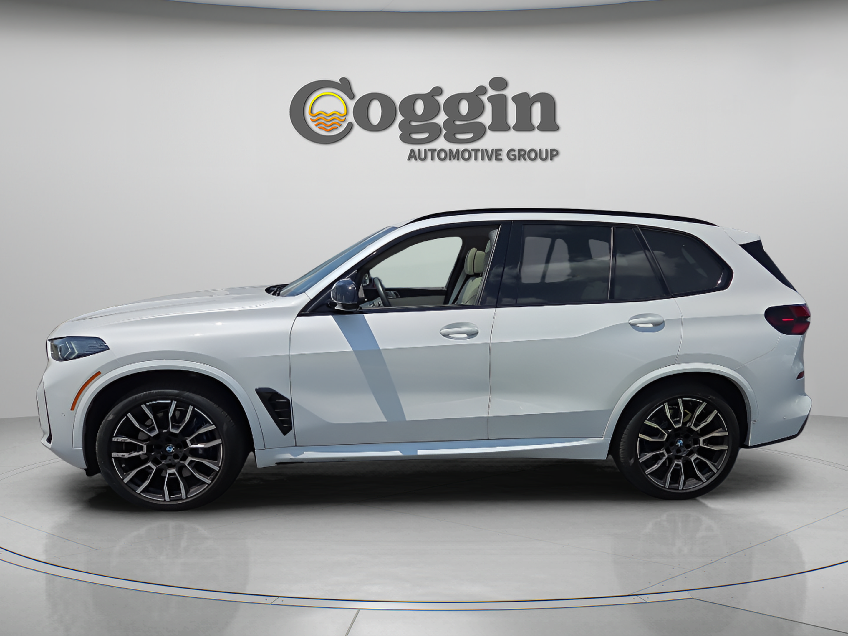 Certified 2025 BMW X5 M60i w/ Executive Package AWD/4WD image 2