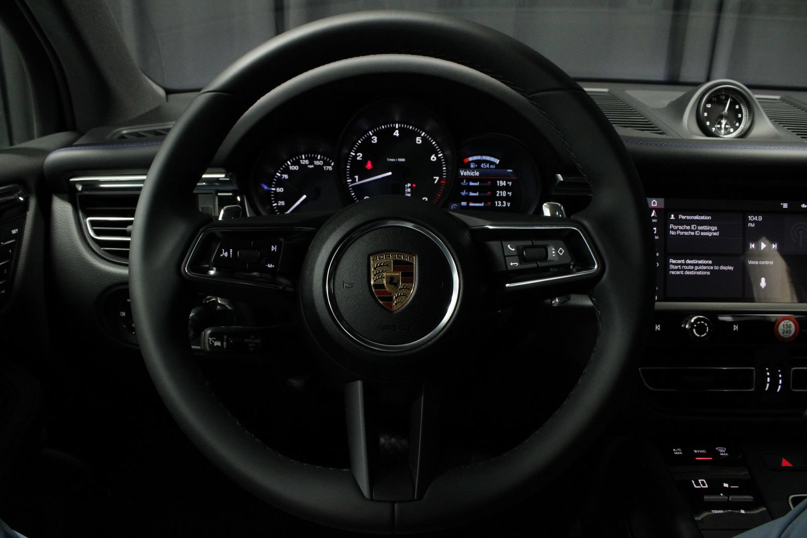 New 2026 Porsche Macan AWD/4WD image 21