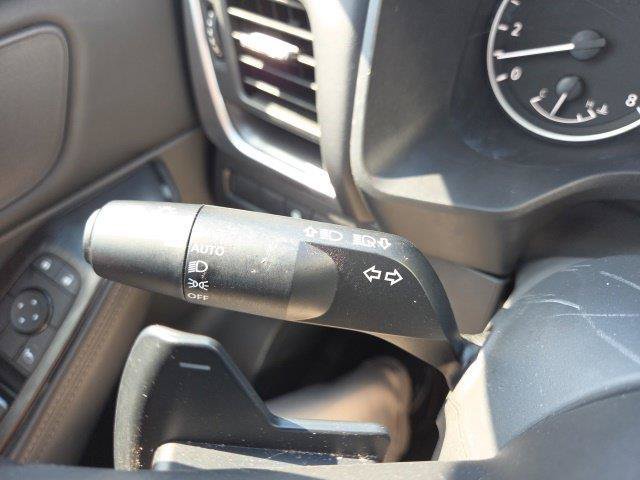 Used 2025 Nissan Rogue SV FWD image 44