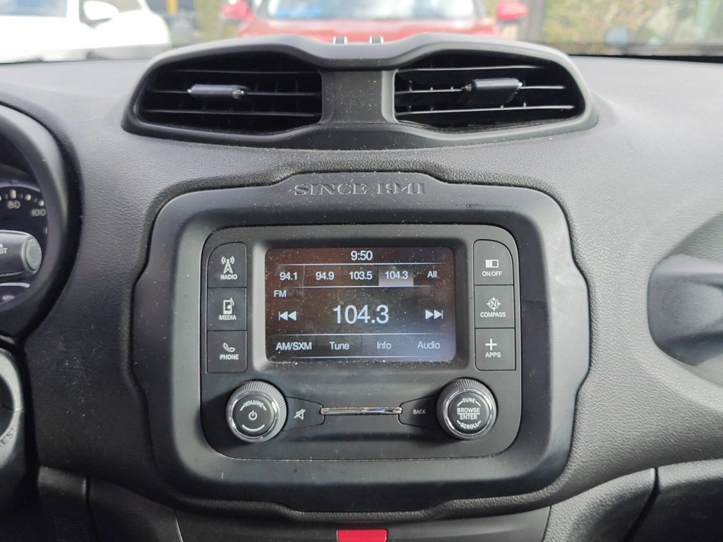 Used 2016 Jeep Renegade Trailhawk image 18