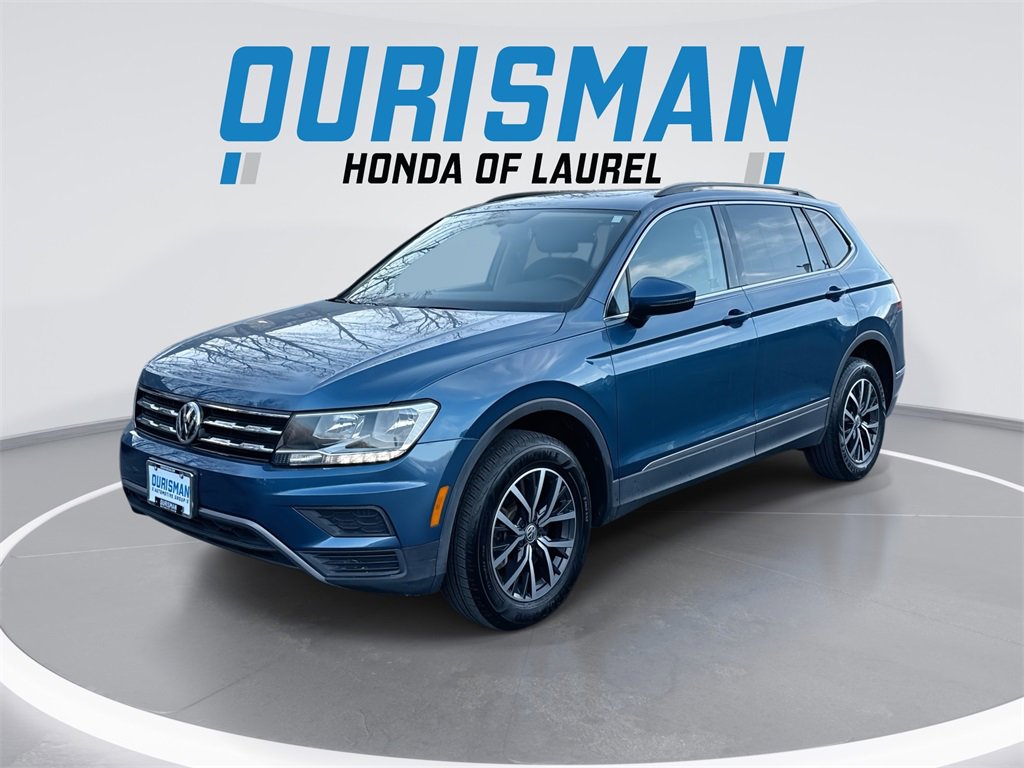Used 2020 Volkswagen Tiguan SE w/ Panoramic Sunroof Package