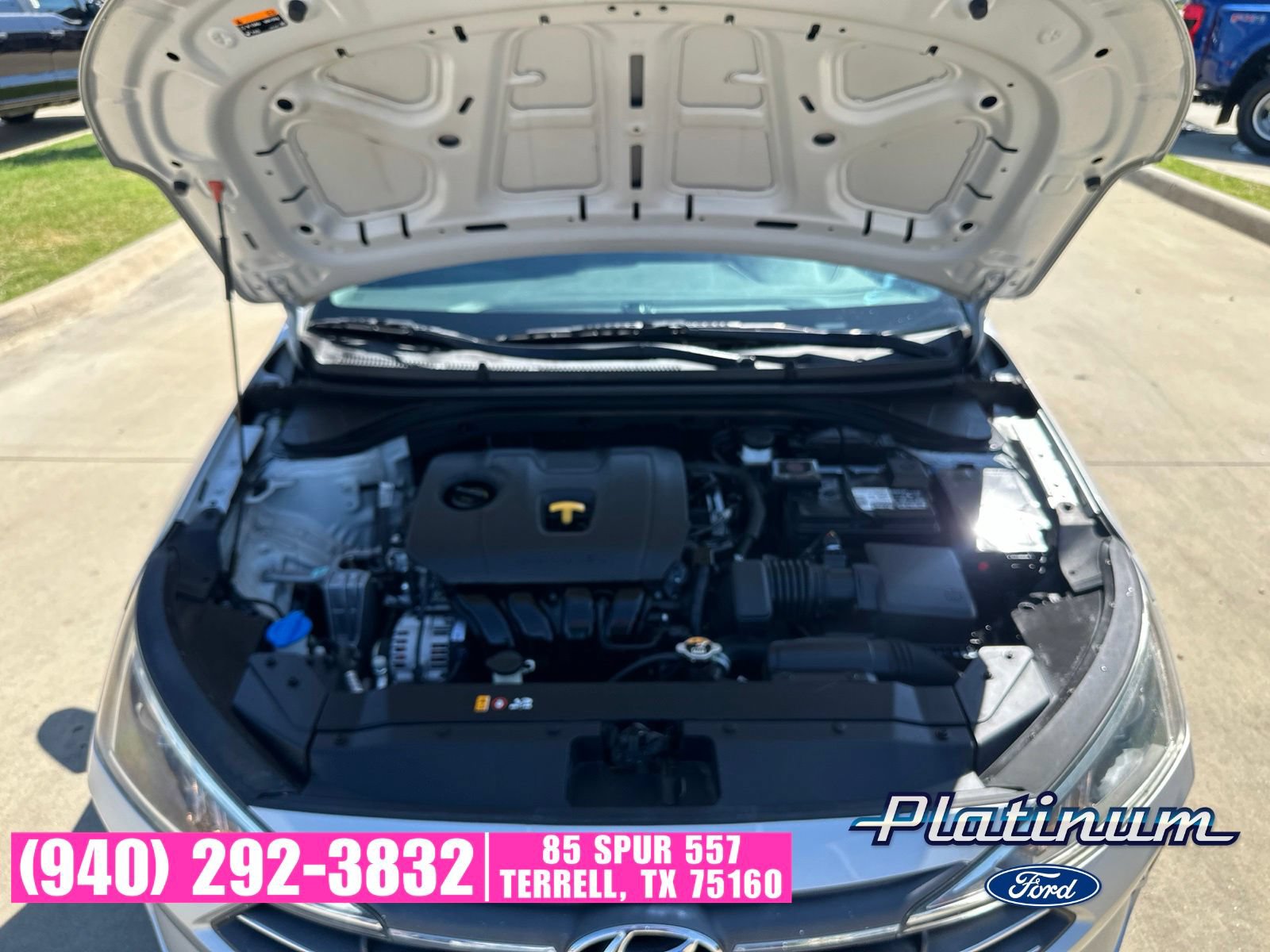 Used 2020 Hyundai Elantra SE w/ Winter Weather Package FWD image 23