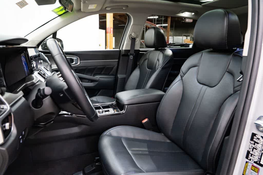 Used 2022 Kia Sorento SX AWD/4WD image 23