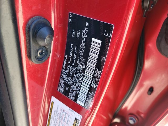 Used 2018 Toyota 4Runner SR5 AWD/4WD image 26