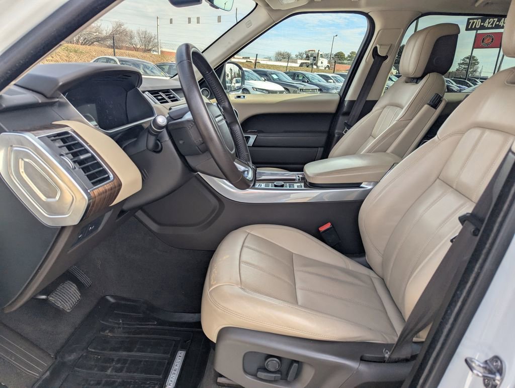 Used 2020 Land Rover Range Rover Sport HSE image 19