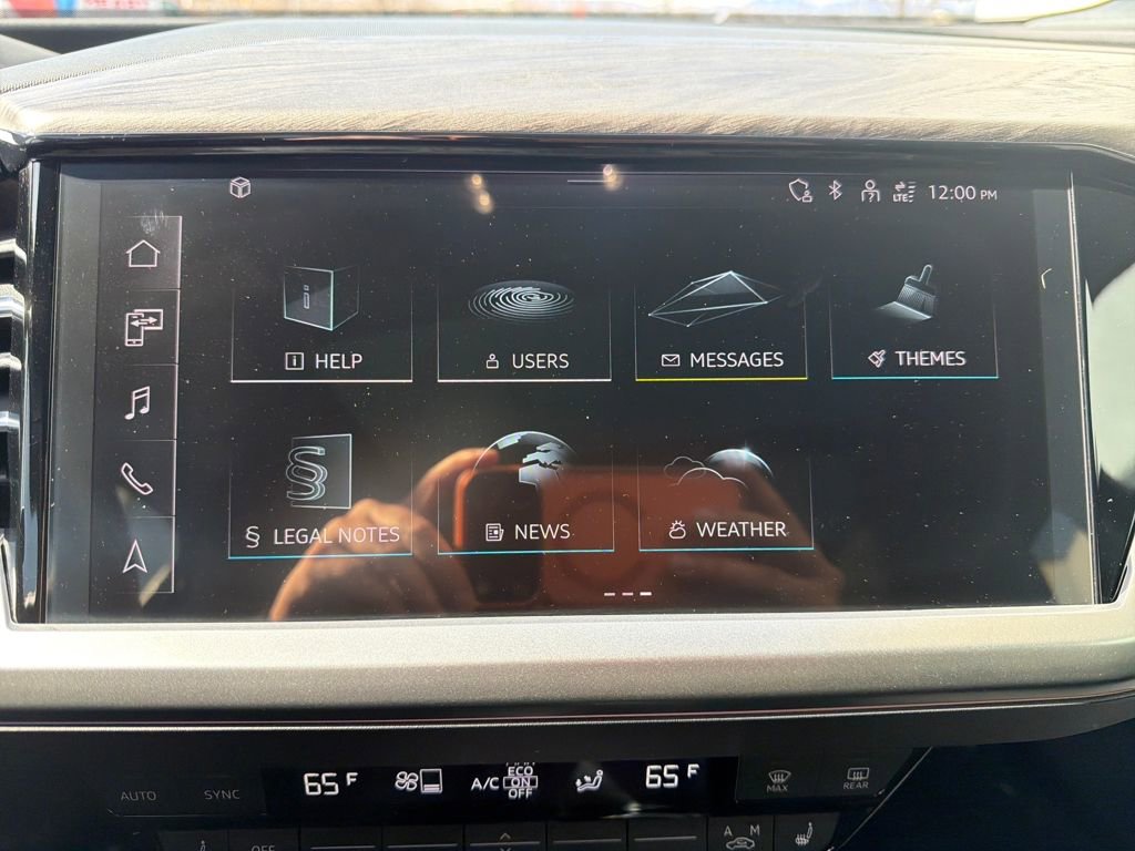 Used 2024 Audi Q4 e-tron Premium Plus image 19