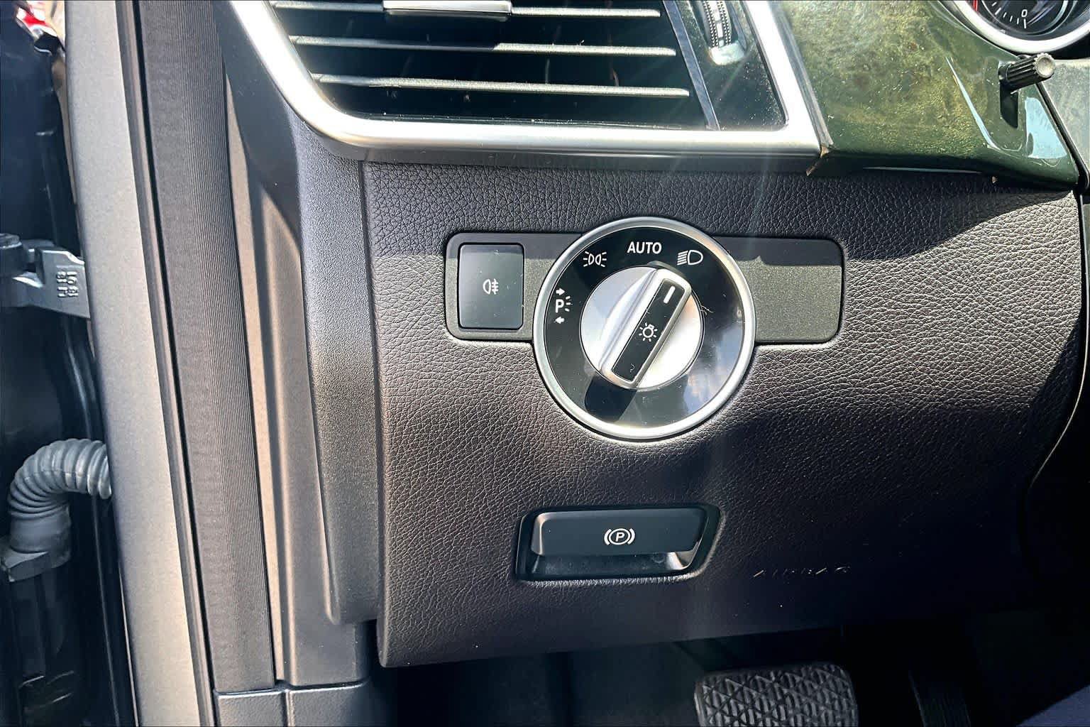 Used 2018 Mercedes-Benz GLE 350 image 36