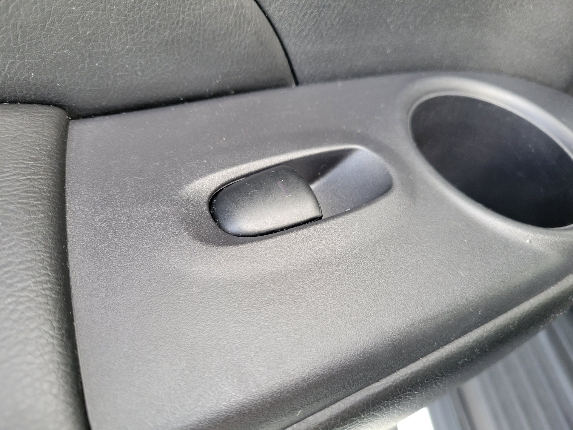 Used 2019 Nissan Pathfinder Platinum image 15