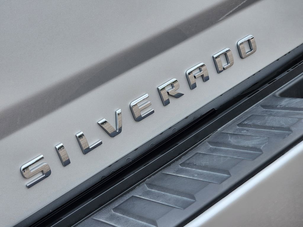 Used 2019 Chevrolet Silverado 1500 LT w/ All Star Edition AWD/4WD image 8