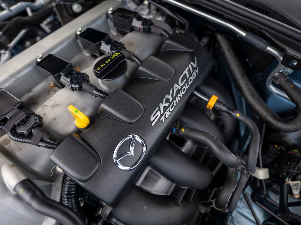 Used 2017 MAZDA MX-5 Miata RF Grand Touring RWD image 38