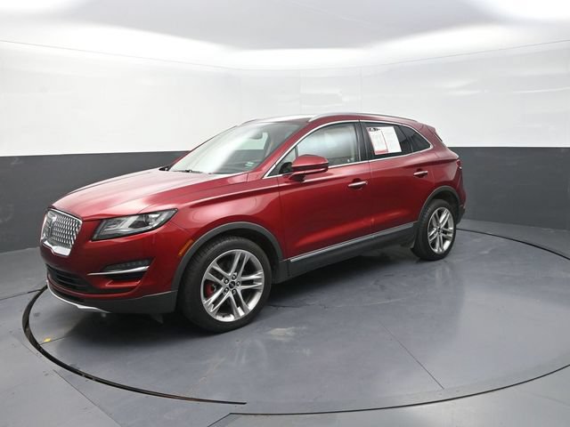 Used 2019 Lincoln MKC Reserve w/ MKC Climate Package AWD/4WD image 3