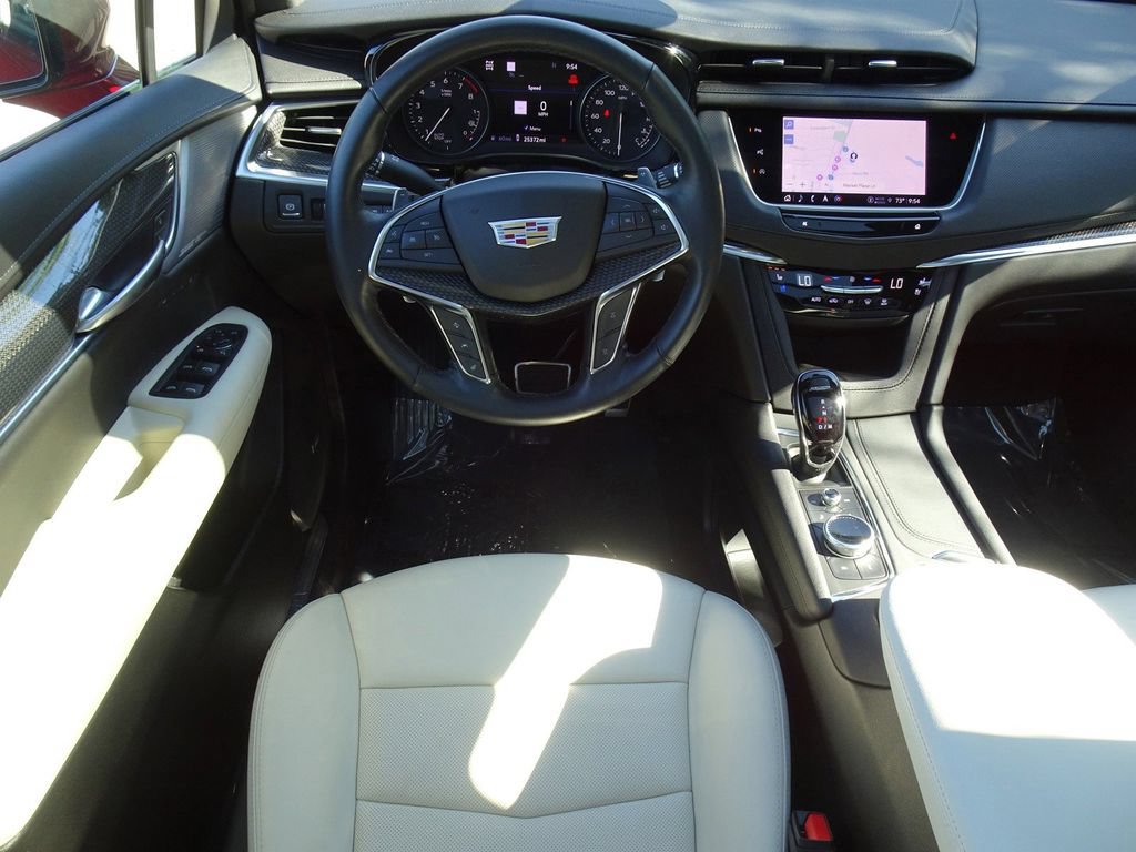 Certified 2023 Cadillac XT5 Sportv w/ Technology Package AWD/4WD image 13