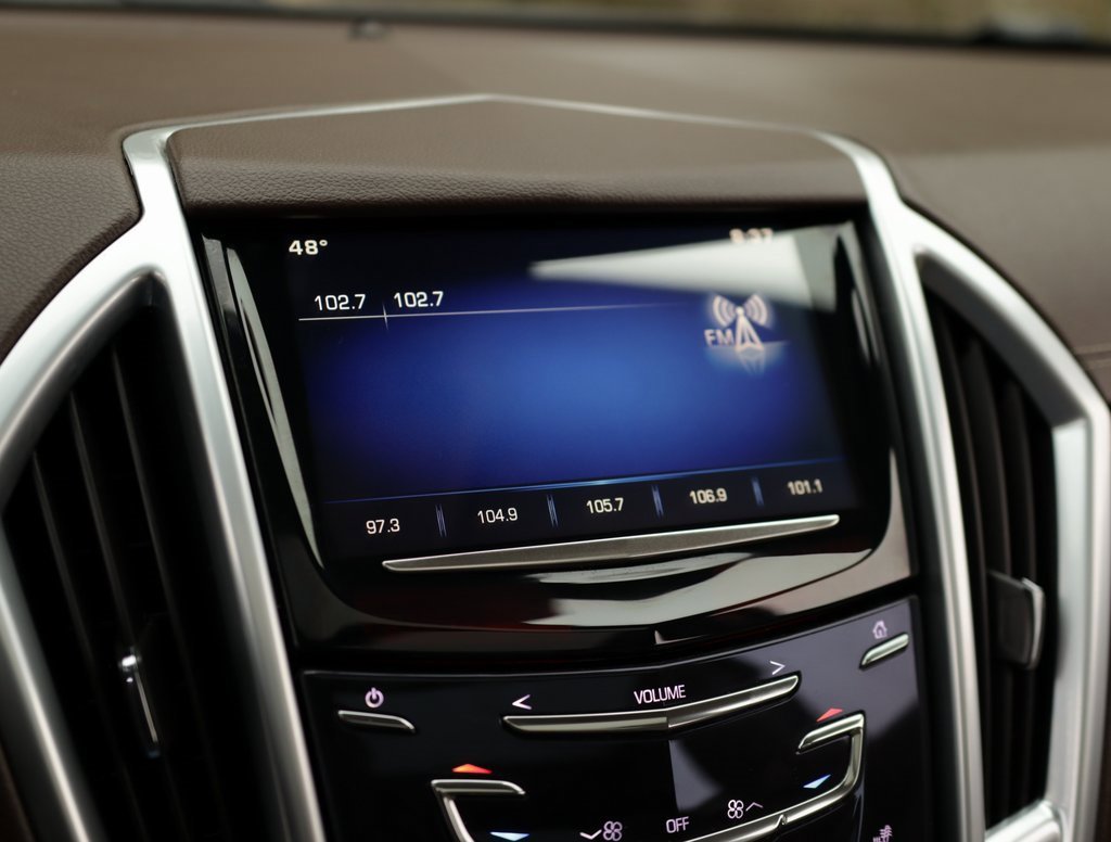 Used 2016 Cadillac SRX Luxury w/ Driver Awareness Package image 12