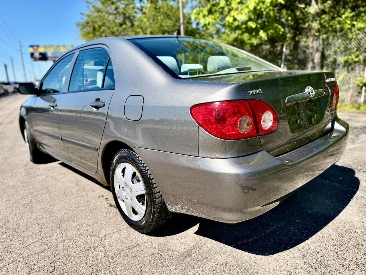 Used 2008 Toyota Corolla CE FWD image 3