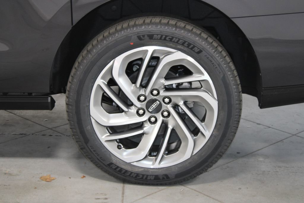 New 2025 Lincoln Navigator L Reserve image 16