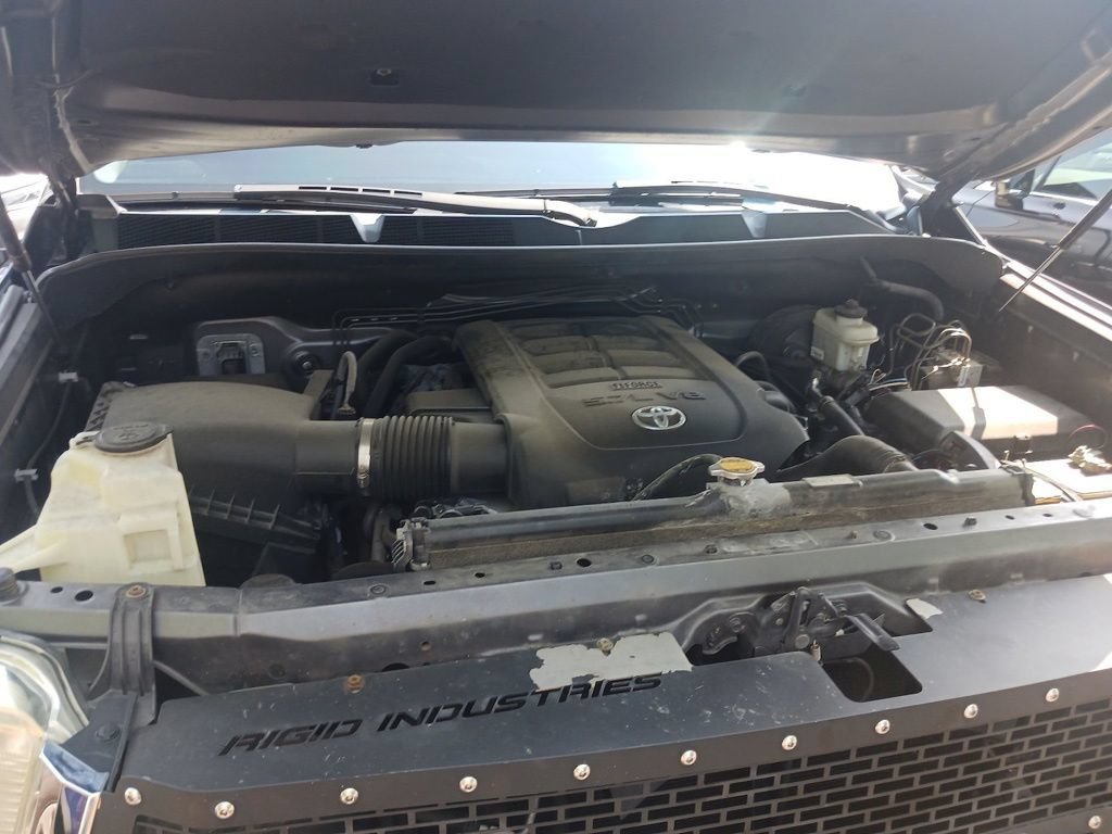 Used 2014 Toyota Tundra Limited w/ Limited Premium Package AWD/4WD image 17