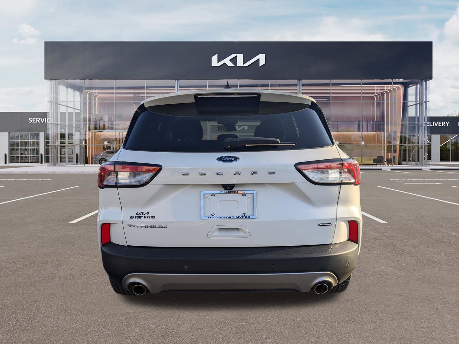 Used 2021 Ford Escape Titanium w/ Titanium Elite Package image 5