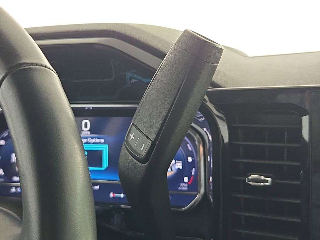 Used 2024 Chevrolet Silverado 1500 LT image 22