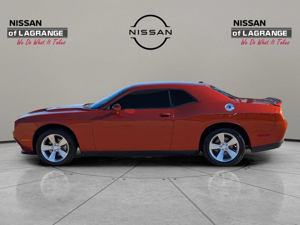 Used 2021 Dodge Challenger SXT RWD image 8